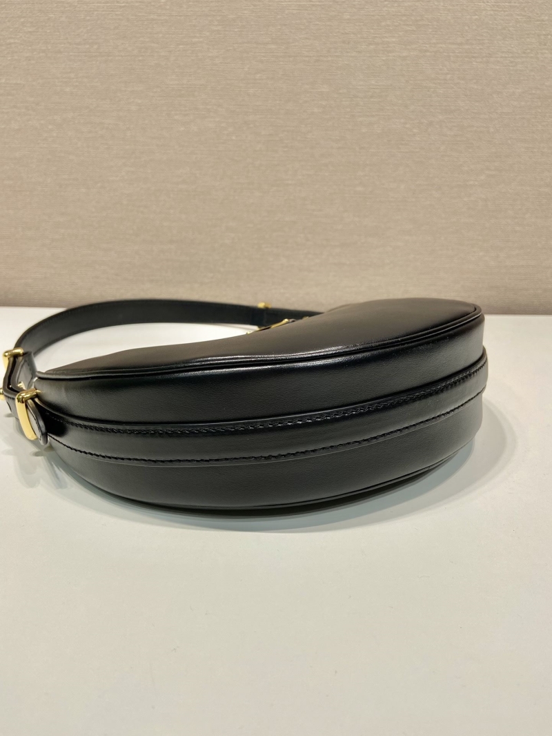 Pra*a hobo bags